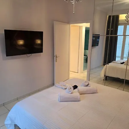 Chic & Stylish Retreat アパート *