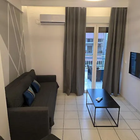 アパート Chic & Stylish Retreat パトラ