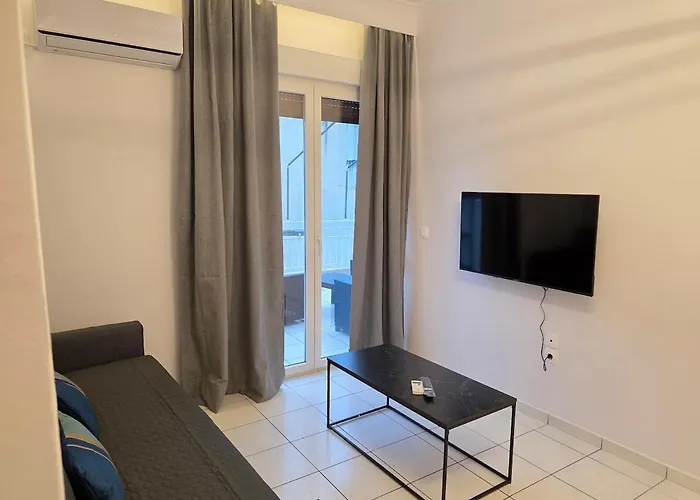 Chic & Stylish Retreat Διαμέρισμα