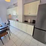 Chic & Stylish Retreat Apartment